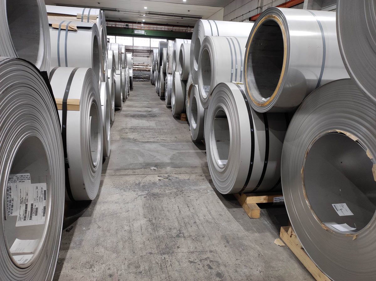Cut-to-length coils in our warehouse in Burg